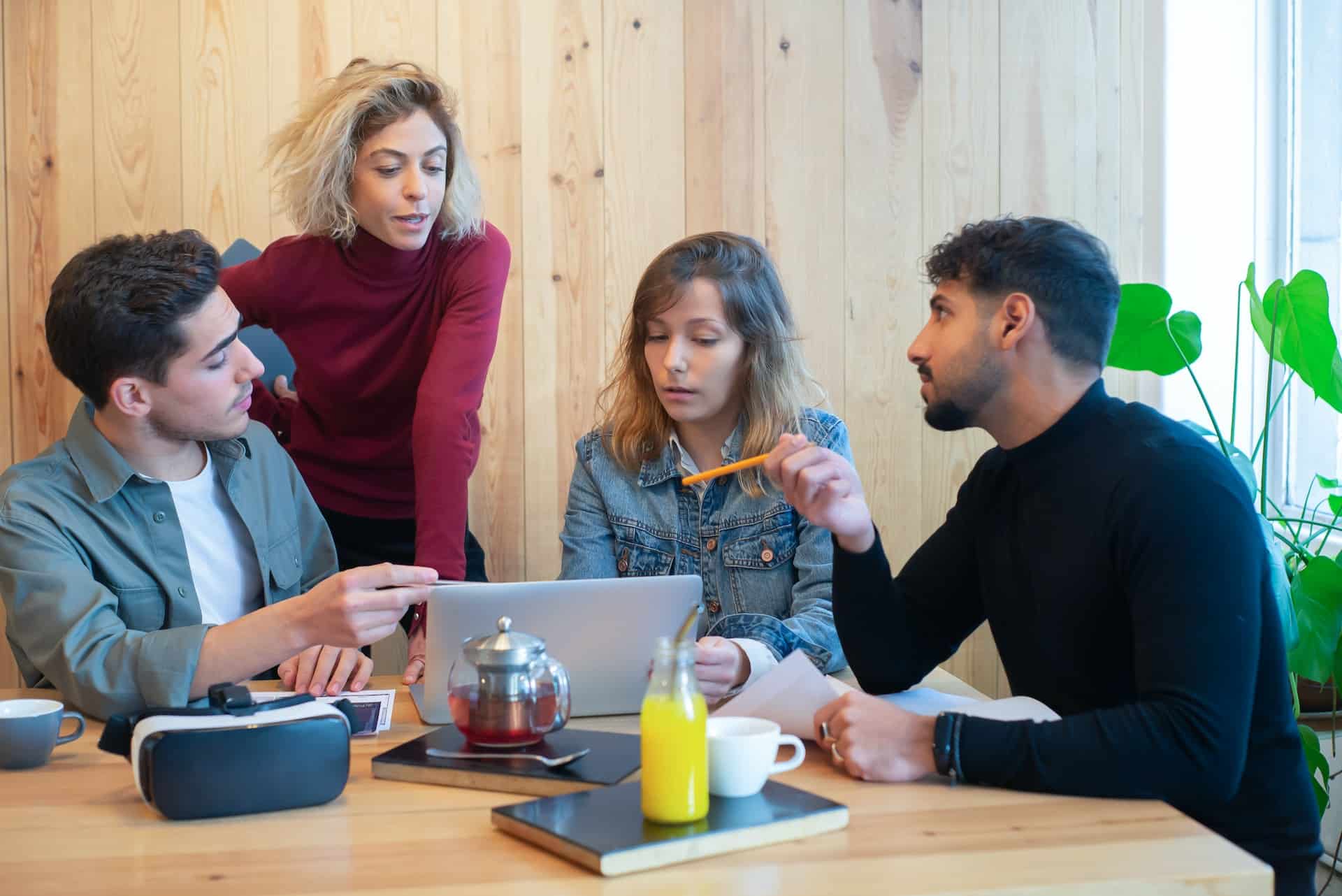 Two Most Common Interest Crediting Methods with Single Premium Life Insurance