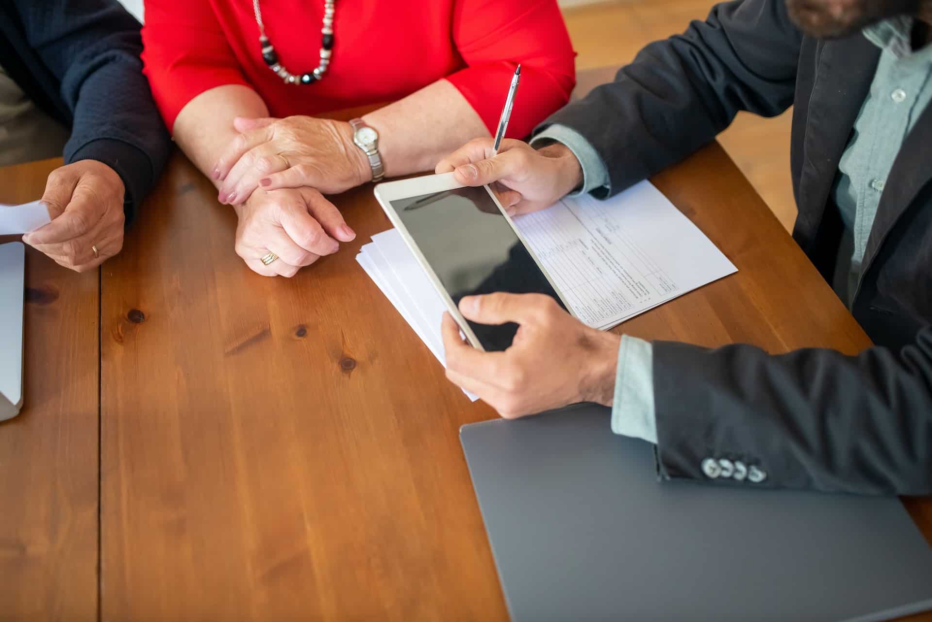 How to Evaluate Whole Life Insurance Policies